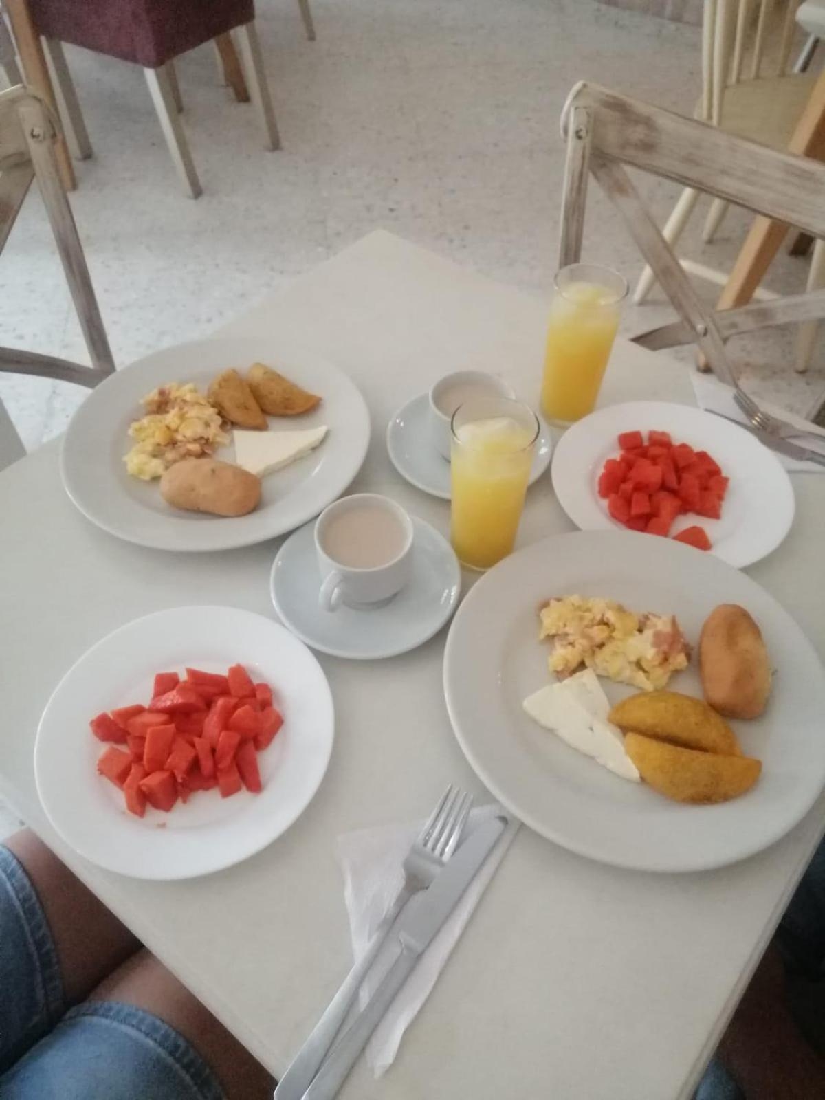 Hotel La Candelaria Room House Magangué Екстериор снимка